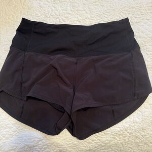 Lululemon hi rise speed up short 2.5”